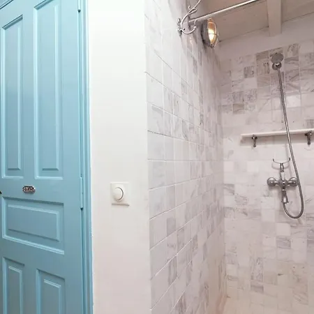 1620 Historical Stone Manor Villa *